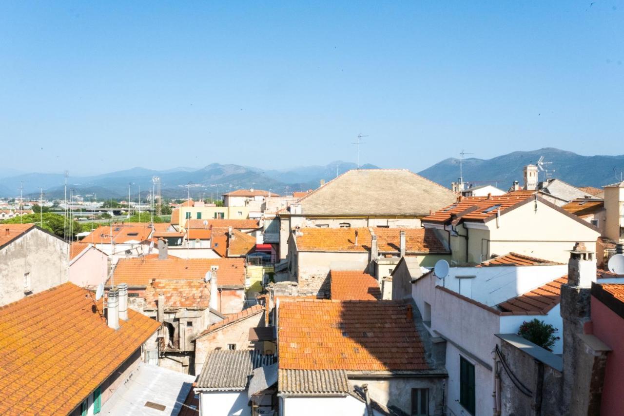 Palazzo Oddo Rental Rooms Albenga Exteriér fotografie