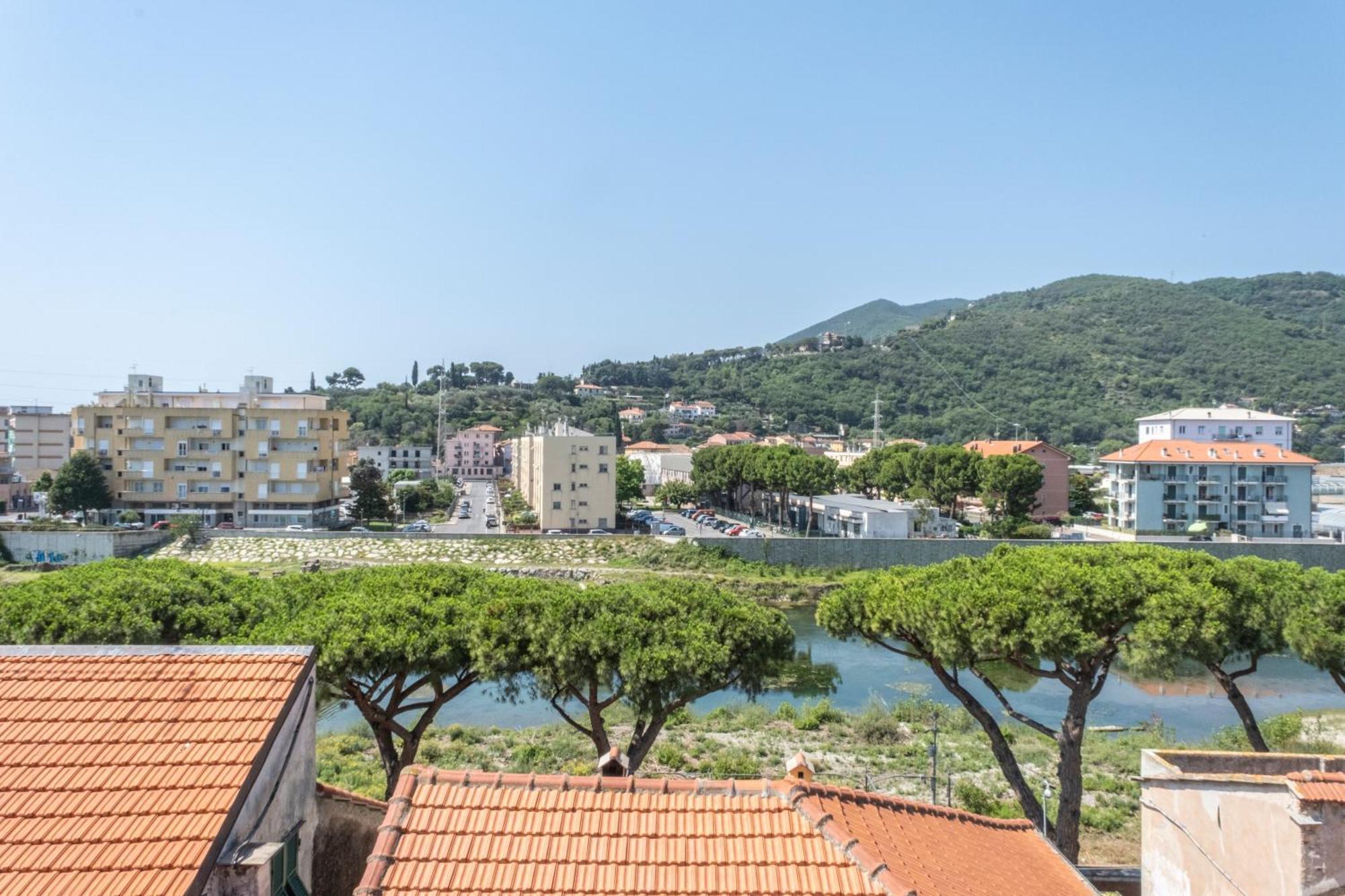 Palazzo Oddo Rental Rooms Albenga Exteriér fotografie
